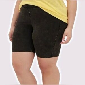 TORRID Women's Black Acid Wash Bike Shorts NWOT